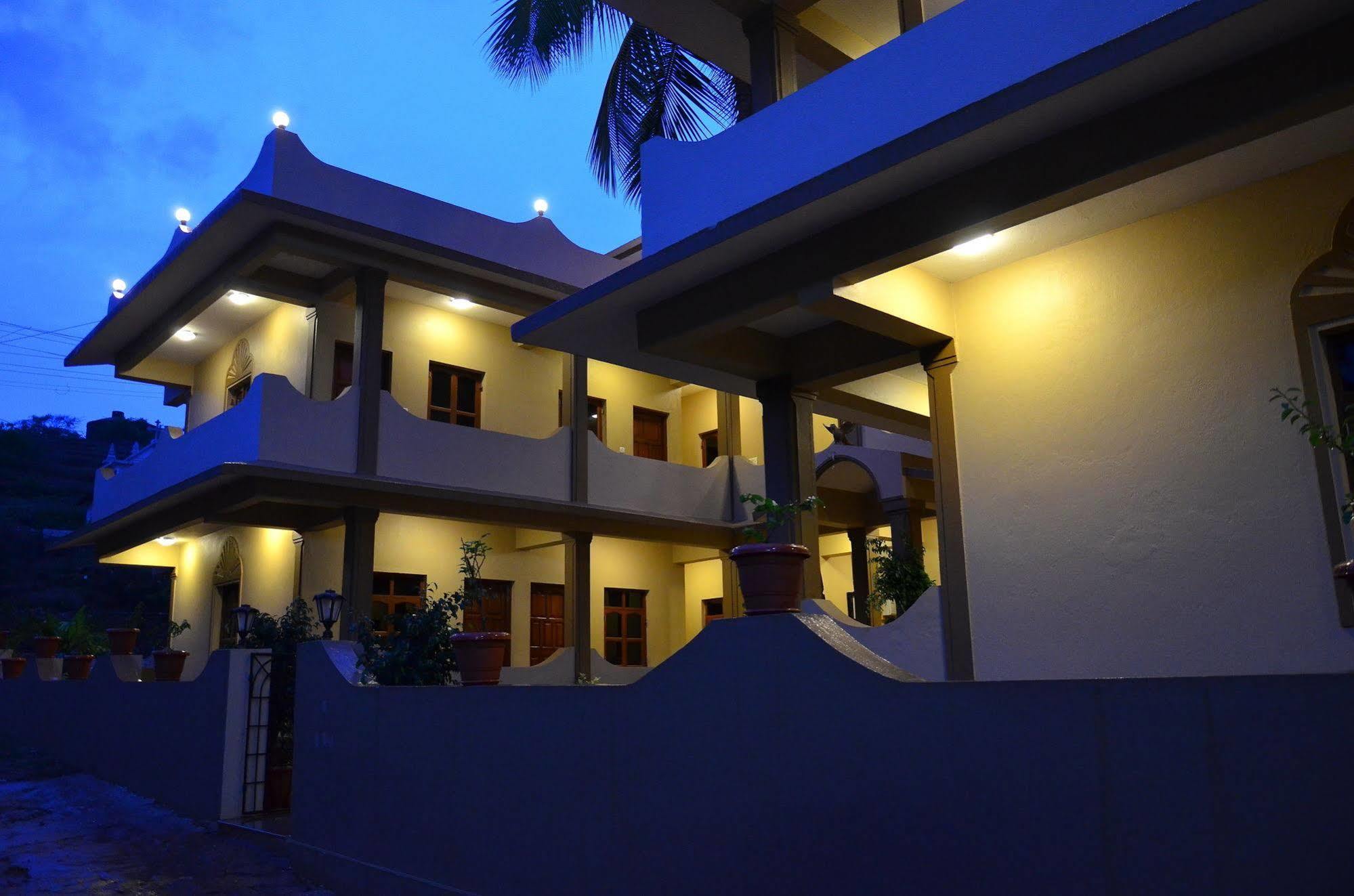 Garima Of Mandrem Otel Dış mekan fotoğraf